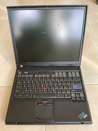 Лаптоп IBM T40 m.type 2376