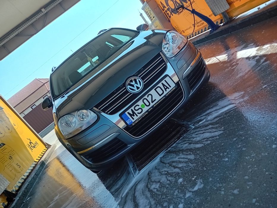 Vând golf 5 an 2009