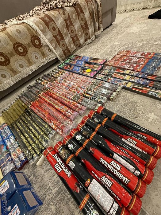 Продаются салюты