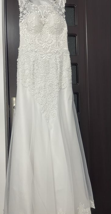 Rochie mireasa tip sirena