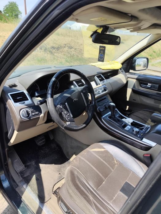 Range rover sport 2011 defect pentru dezmembrat