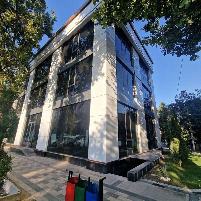 Срочно продажа здания на лабзаке