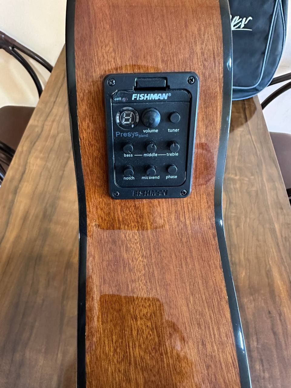 Gitara sotiladi ideali 100%