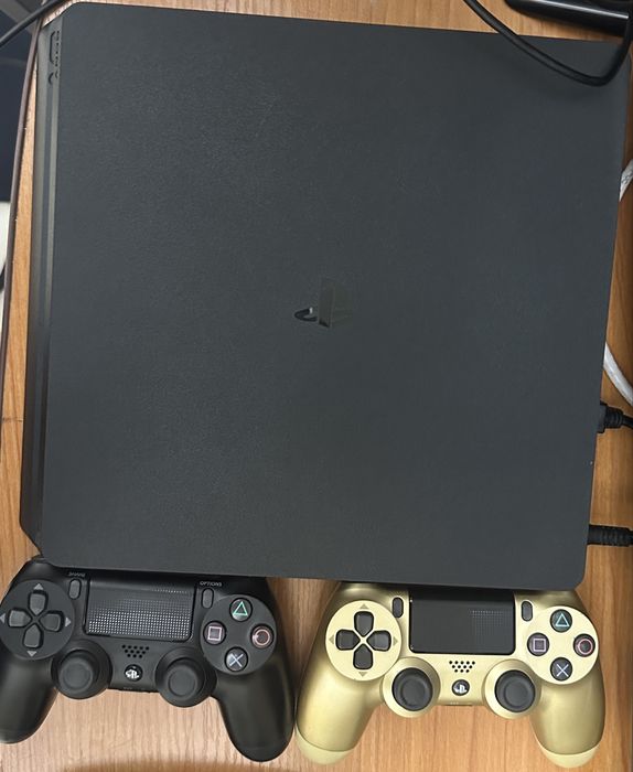 Продаётся Ps4 slim