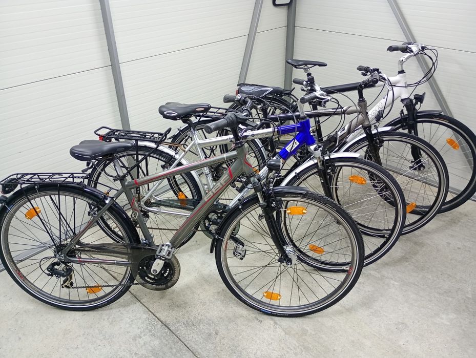 Vând bicicletă bărbați BBF,roți 28,cu 21 vit,stare f buna !