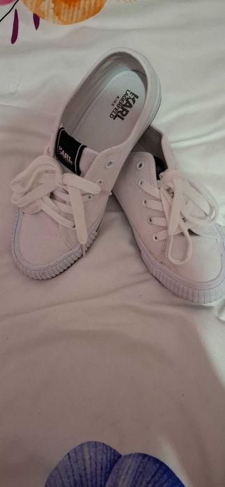 Tenișii karl lagerfeld