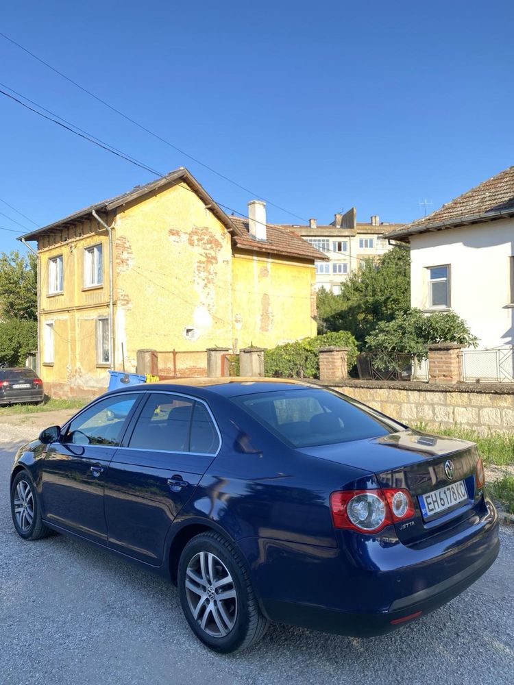 VW Jetta 2.0 tdi