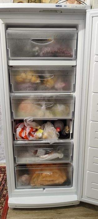 Продам морозильную камеру Атлант