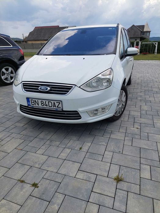 Ford Galaxy Titanium Edition