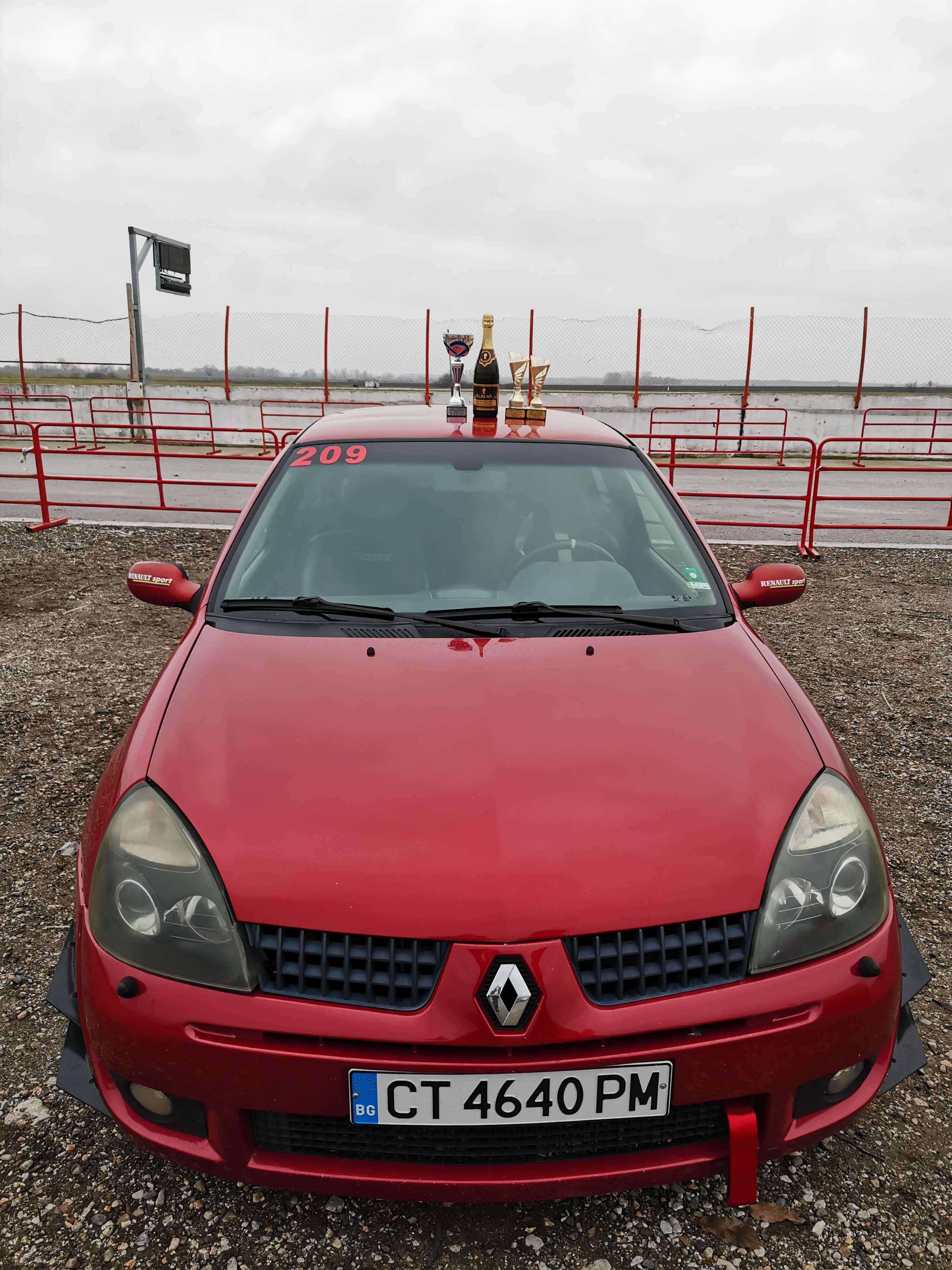 Renault clio rs sport