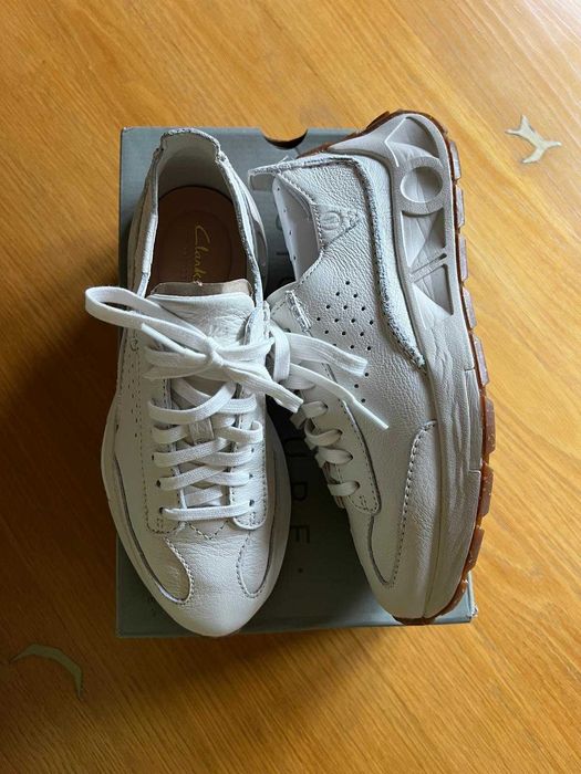 Кожени нови бели маратонки Clarks