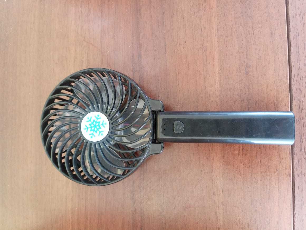 Продам новый мини вентилятор-Handy Mini Fan+с батарейкой