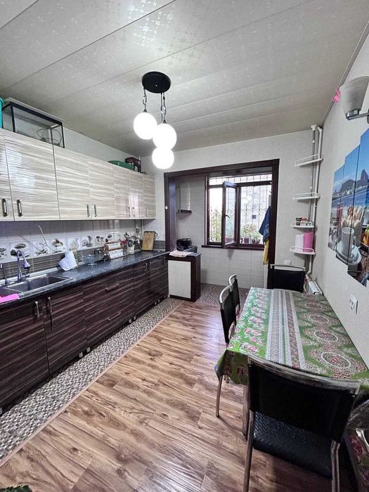 4-х Комнатная квартира Юнусабад "Бодомзор