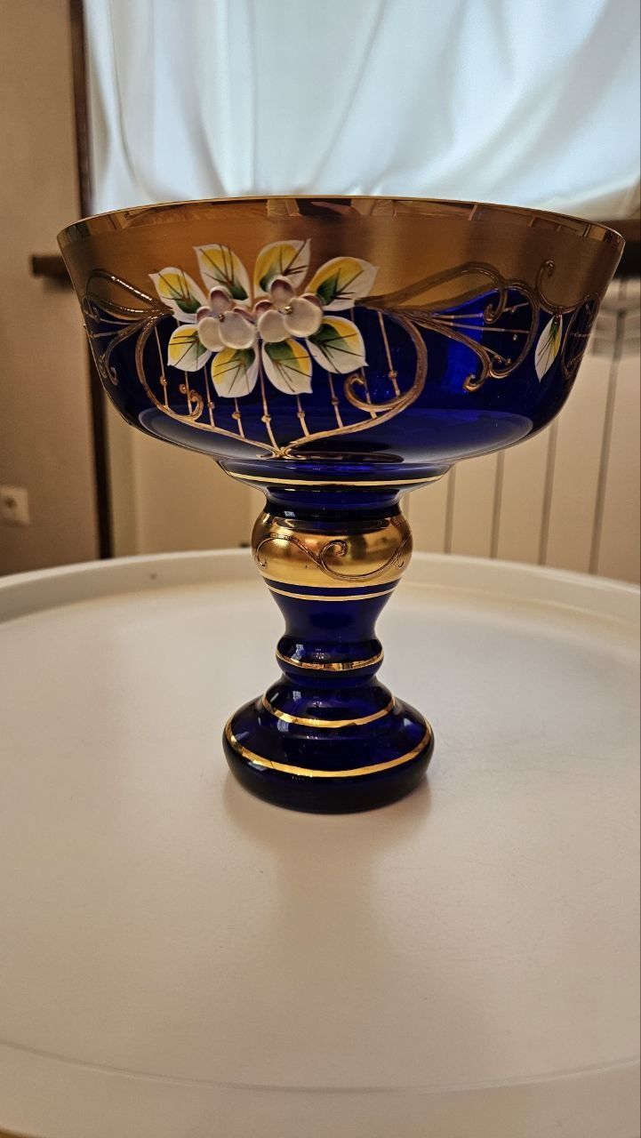 Ваза из богемского стекла