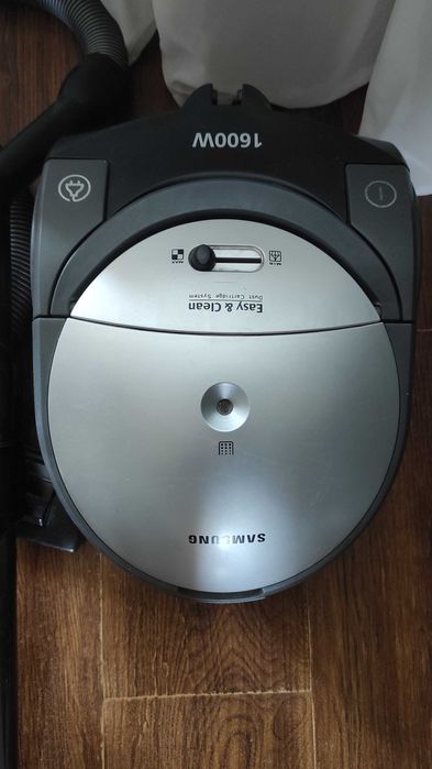 Пылесос Samsung 1600 б/у