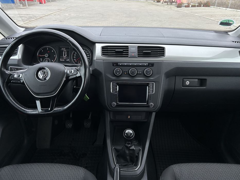 VW Caddy Maxi 2.0 TDI Sortimo