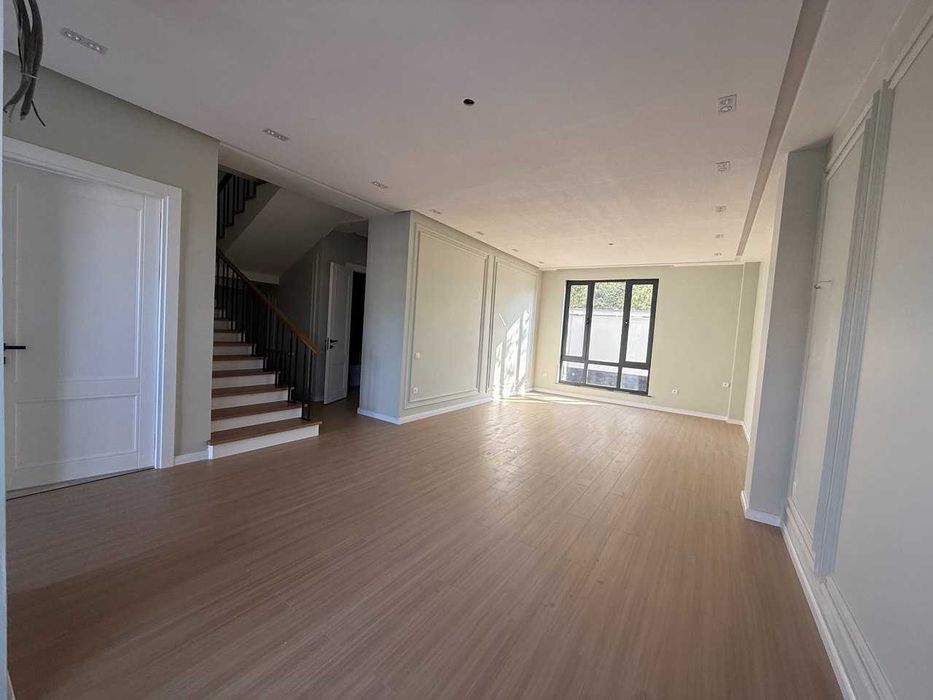 Дом Мирзоулугбекский район (Магазин Динамо)