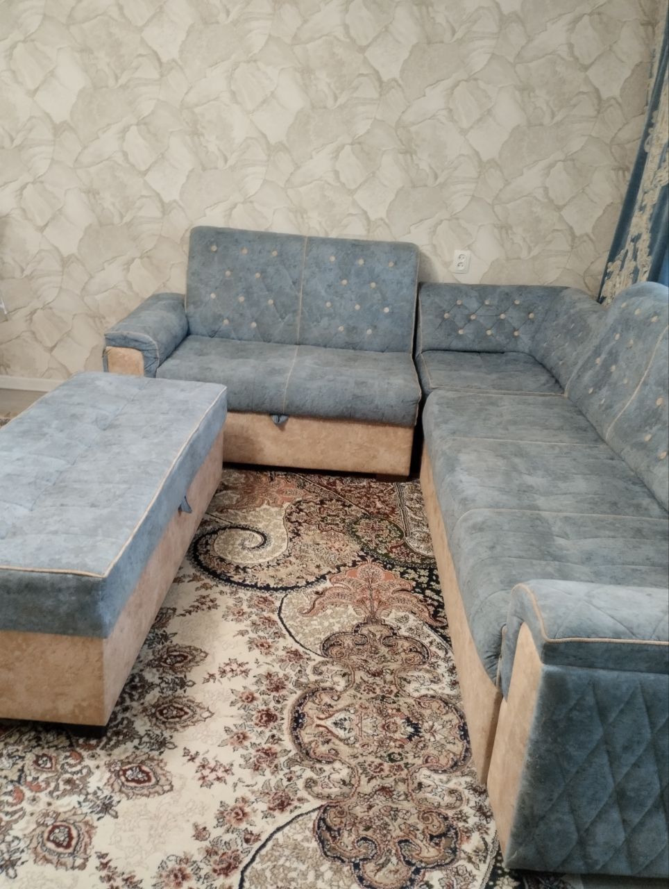 Срочно продам мягкий диван уголок