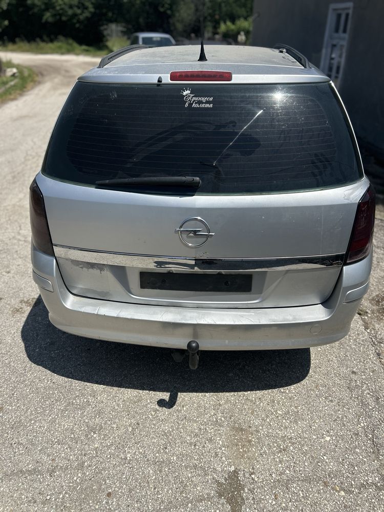 Опел Астра Н 1,9д 101кс 6ск на части/Opel astra H 1,9cdti 101ks 6sk