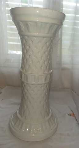 Piedestal portelan