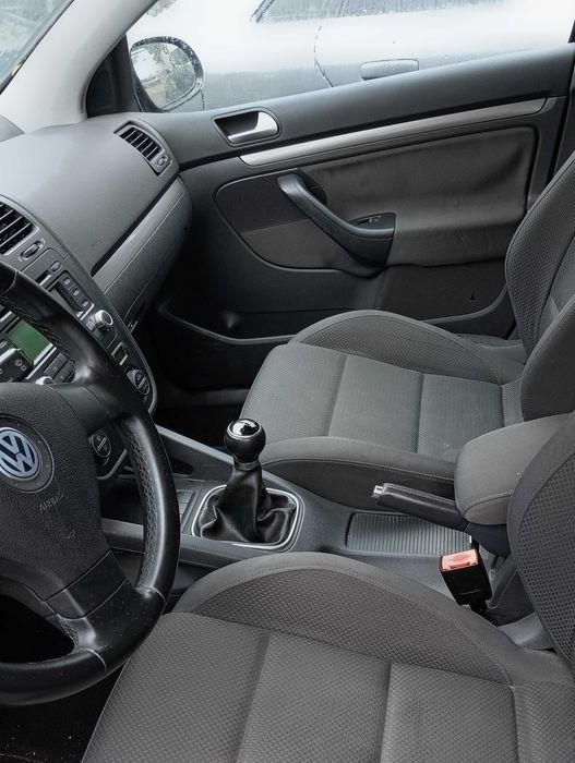 VW Golf 2.0 (140 к.с.)