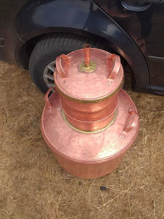 Vand Cazan de tuica din cupru (arama) de diferite modele si dimensiuni