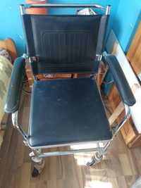 Инвалидна количка тоалетен стол проходилка патерици подлога помощни ср