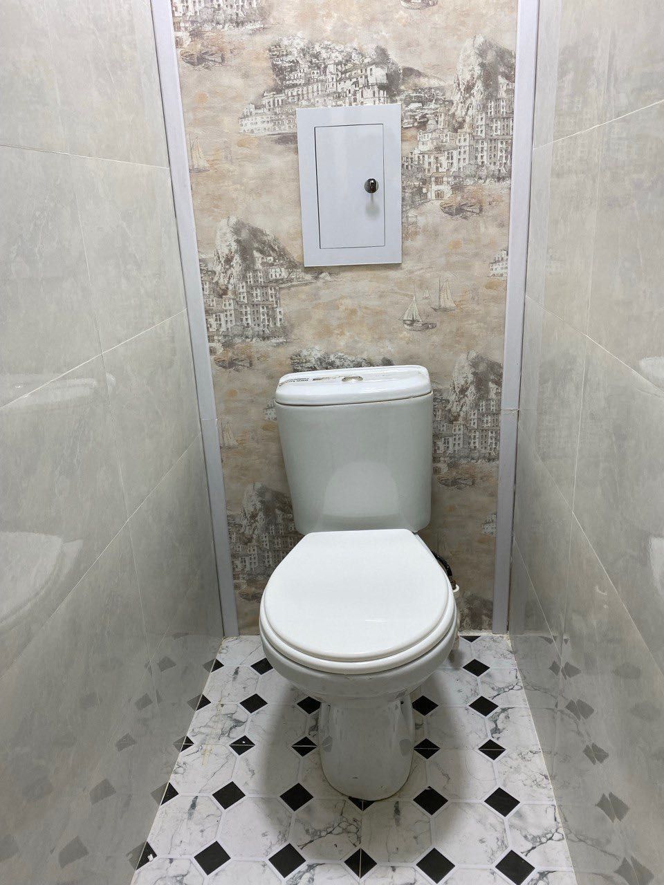 Продам квартиру 1*2/4/4 на Чиланзар-16 с ремонтом