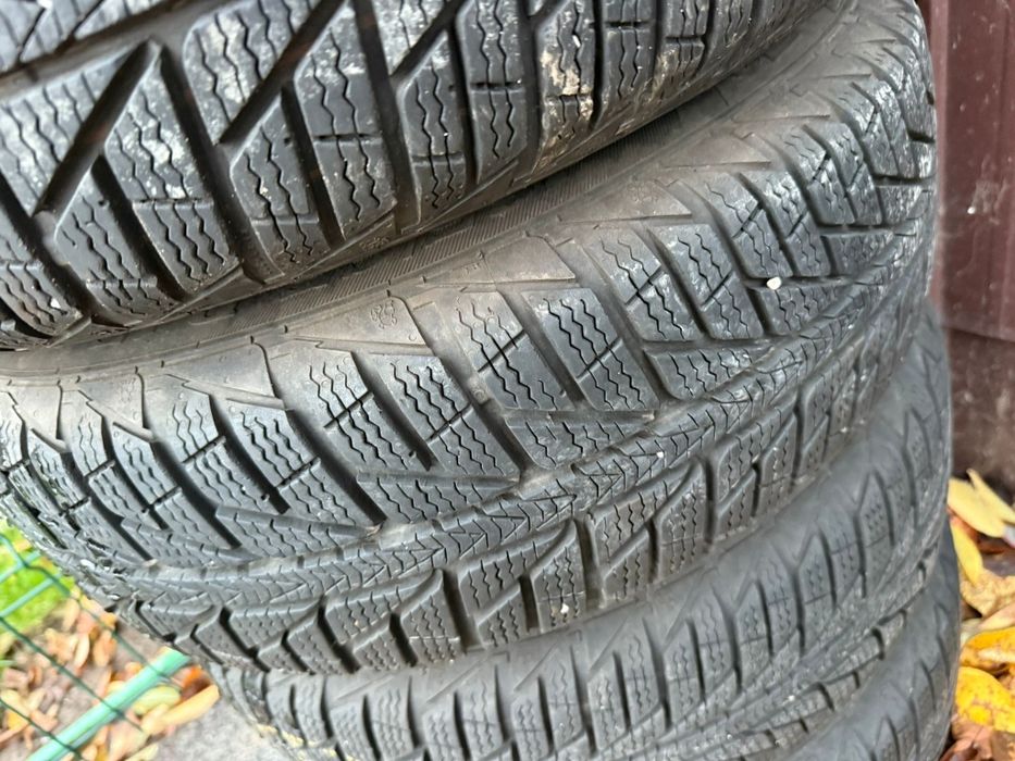 Roti complete iarnă 186 65 R15 Logan Sandero Doker