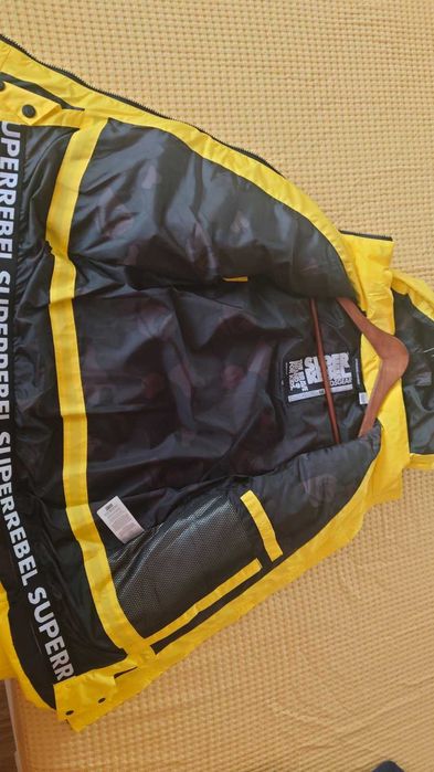 Яке за продажба, подходящо за ски, ново, размер 176