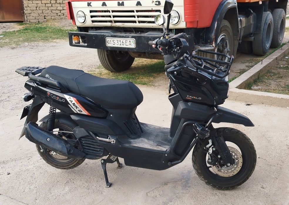 Продается скутер ТАНК или обмен на Айфон 16про макс