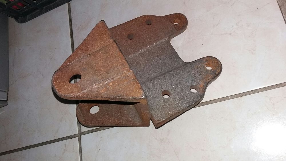 Продам саленблок и кранштейны на газель