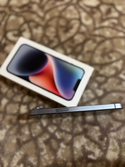 Vand iPhone 14, 128gb, impecabil, factura+ huse