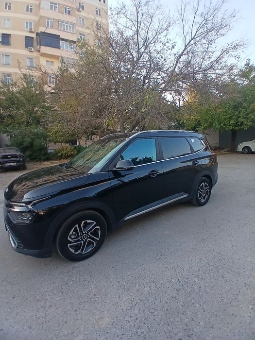 Kia carens sotiladi ideal xolatda