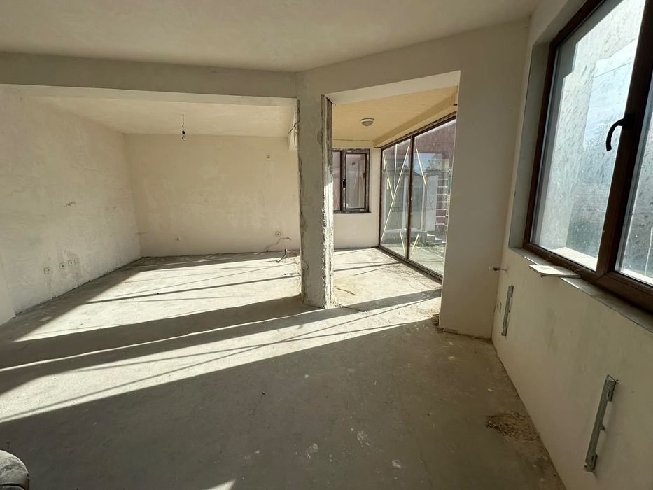 Продава се Къща в Търговище, Вилна зона - 140 кв.м за 638 €/кв.м - Снимка #11