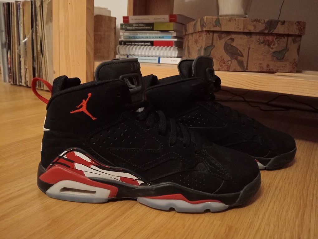Jordan Sneakers High MVP