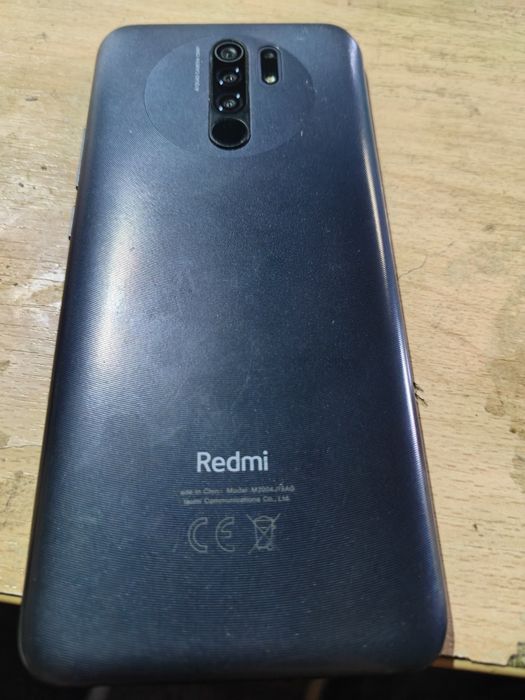 Смартфон Redmi 9
