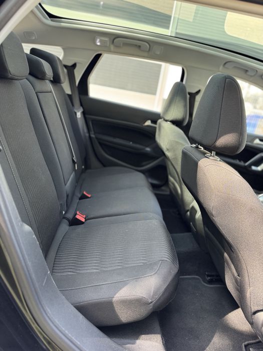 Peugeot 308 1.2 benzina 110 cp / 2017 / panorama / 120.000 km