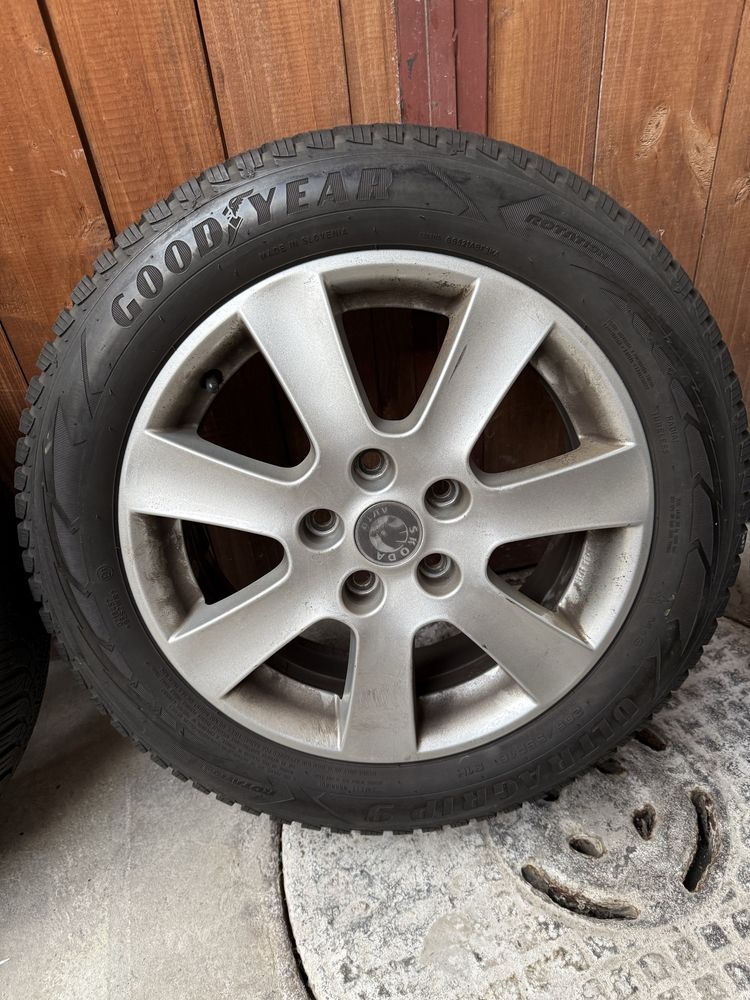 Джанти с гуми за Шкода 16 цола 5x112