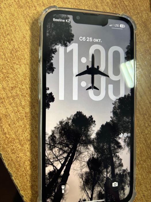 IPhone 13 128g.