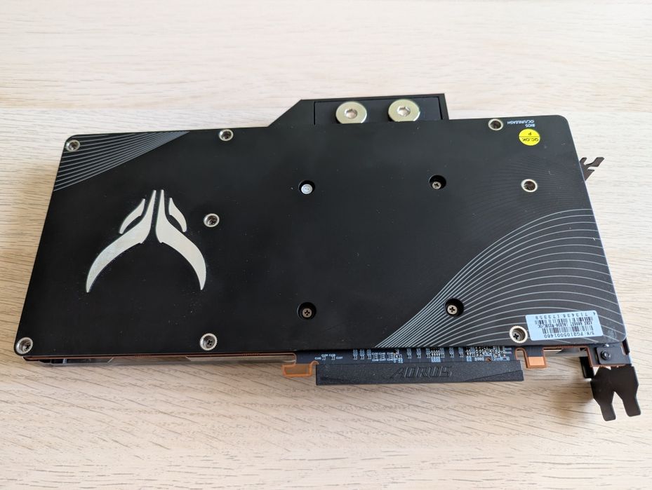 AMD 6800 XT 16 GB за водно охлаждане