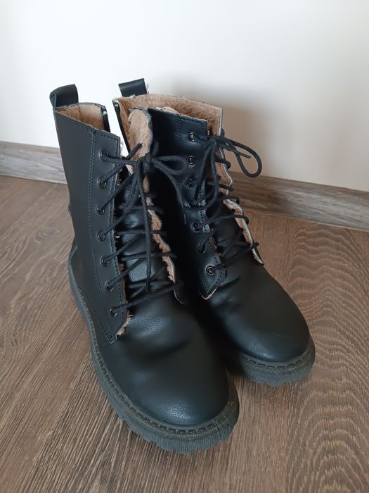 Ежедневни кожени боти с топла подплата