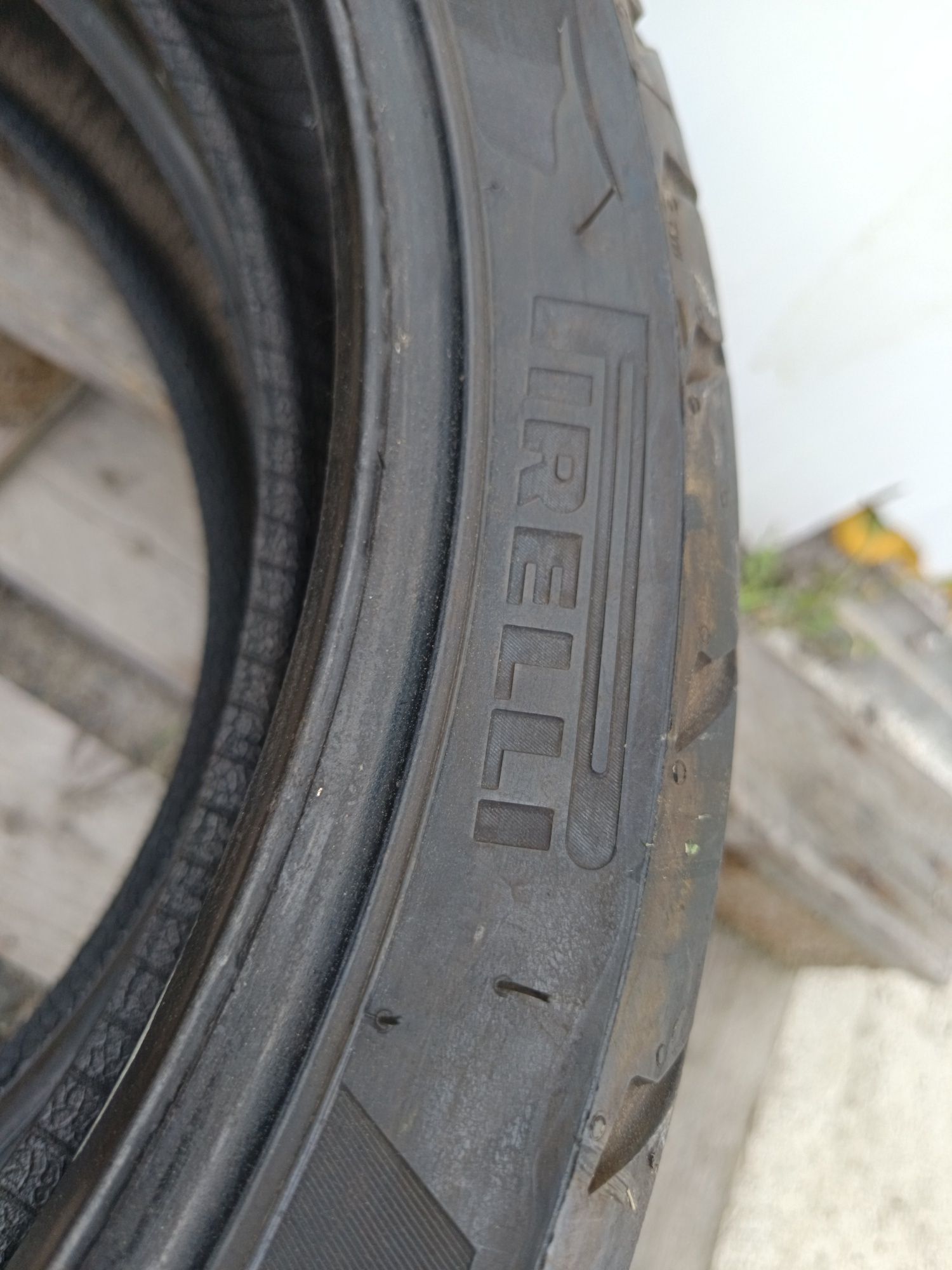 Мото гума 110 80 ZR 18 PIRELLI Дот2322
