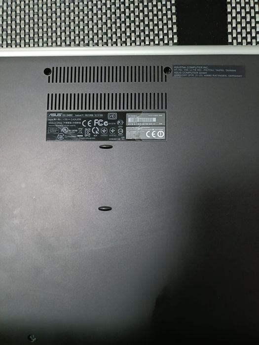 Laptop Asus în s400c