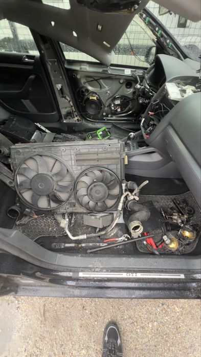 Голф 5 GTI на части