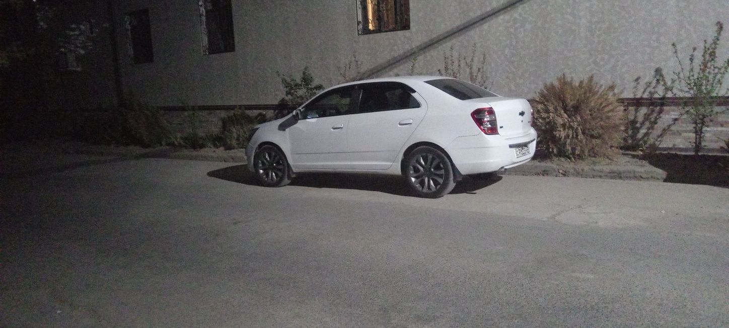 Cobalt 4 pozitsuya avtomat sotiladi.xolati zor.