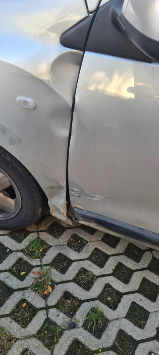 Dacia lodgy 1.2. 2013 avariată, sau schimb ofer diferență