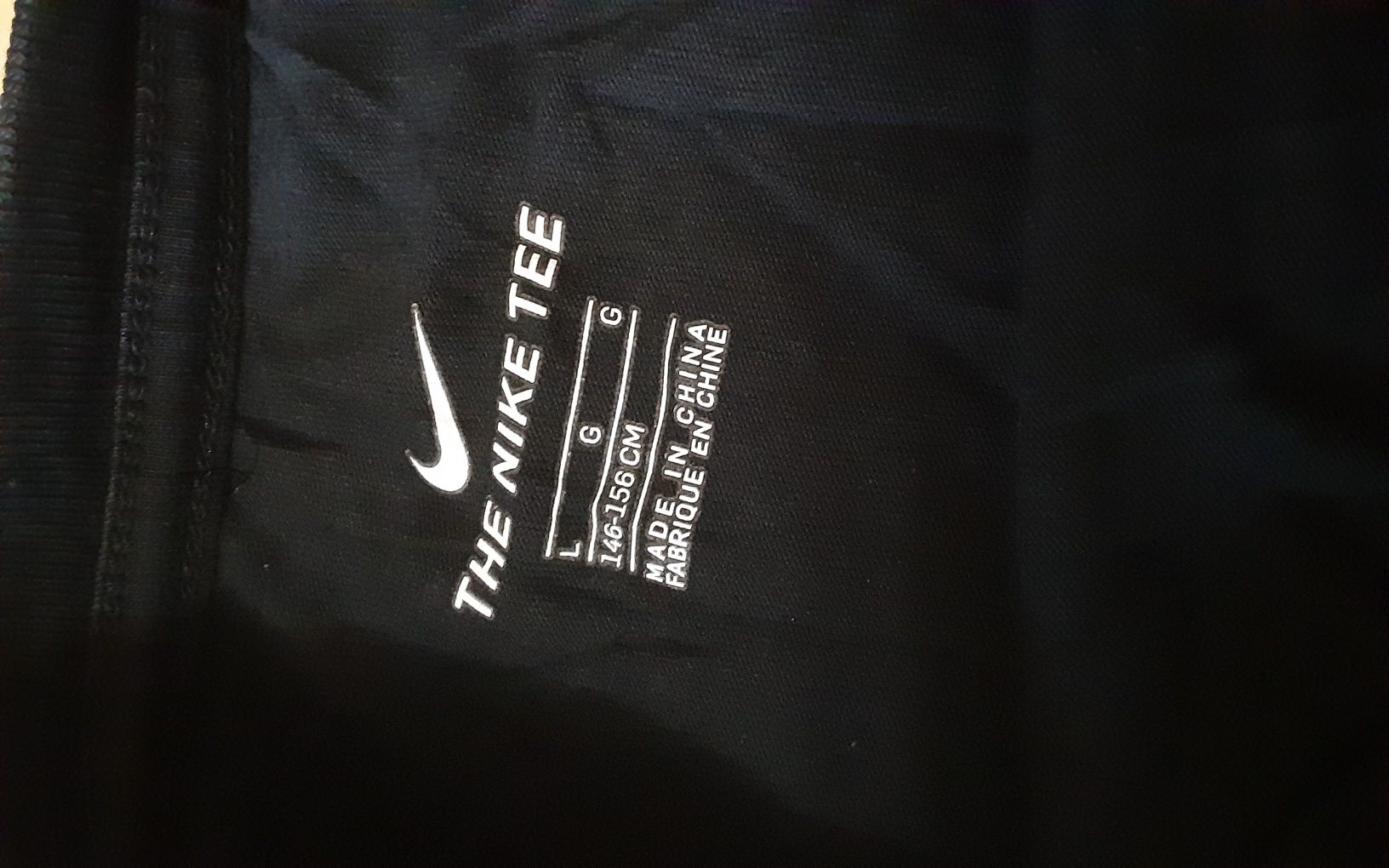 (XS) NIKE PRO-nike Tee оригинални нов клин(55лв) ,тениски(35лв)