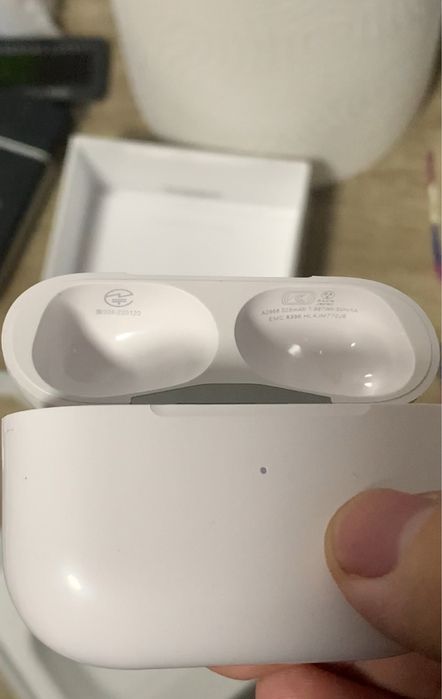 Apple airpods pro 2nd gen, noi, desigilate pt poze