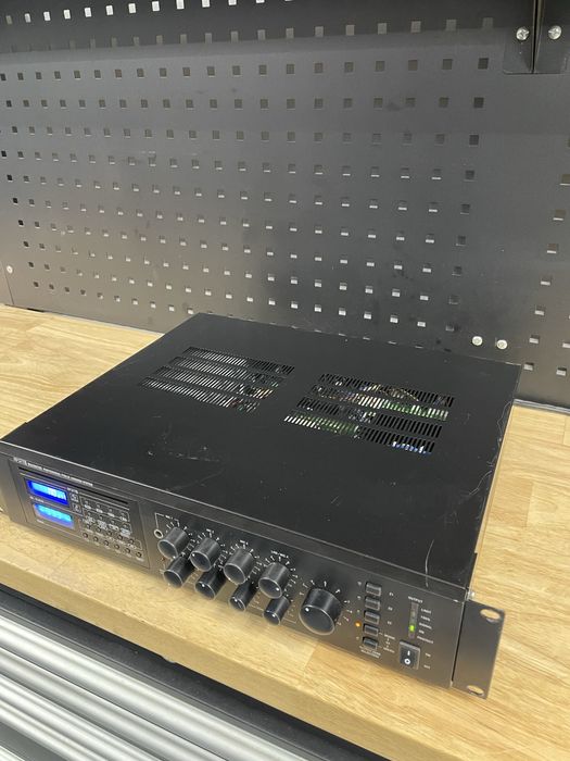 Amplificator profesional radioficare Apart ma200cdr 200w radio si cd